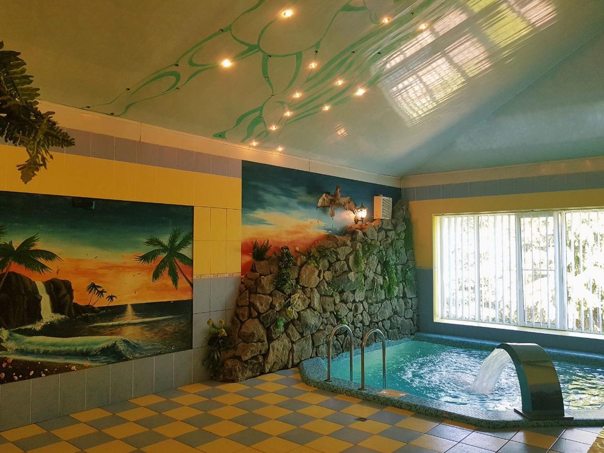 Hotel Дом Для Души С Бассейном Целиком Winnyzja Exterior foto